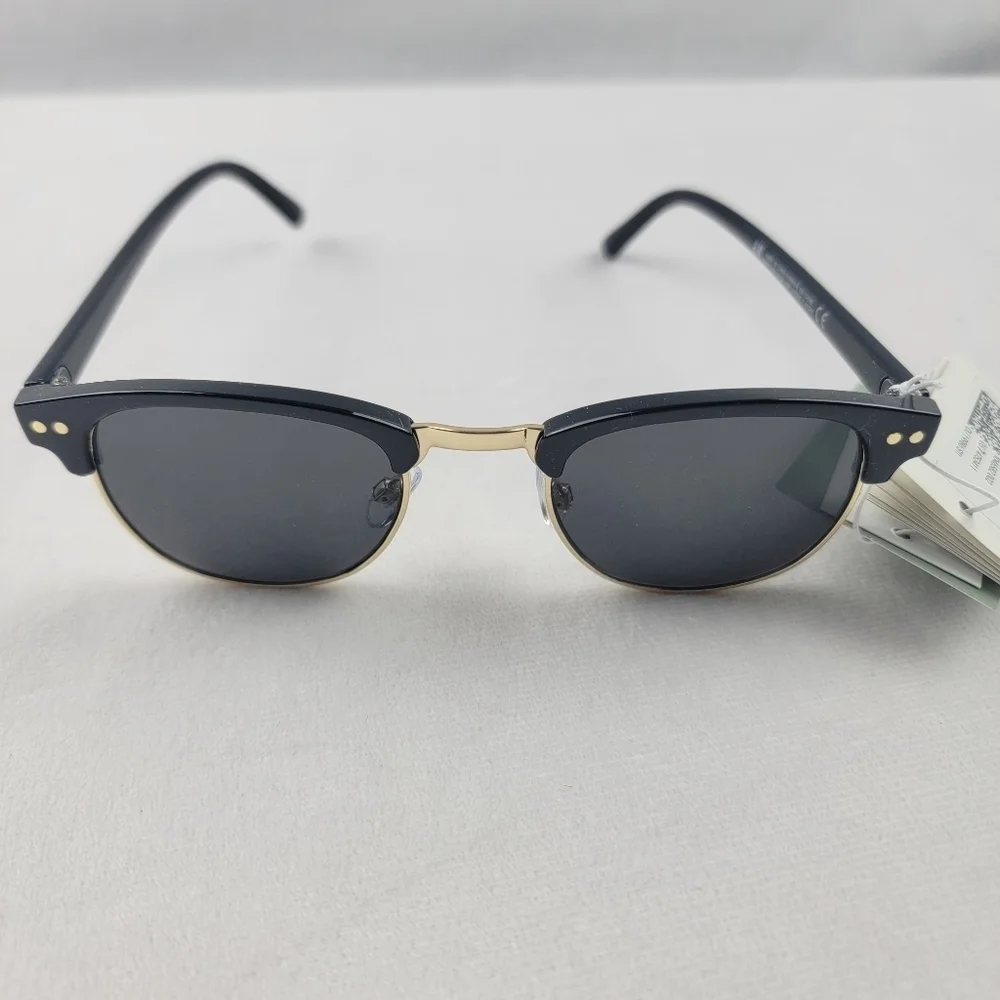 NWT H&M recycled gold trim‎ sunglasses UV 400